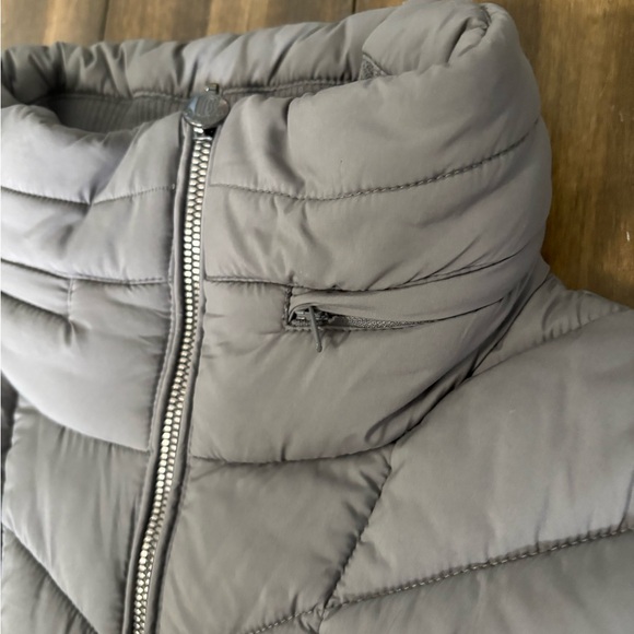 Bernardo EcoPlume Sz XS Gray Silver Quilted Puffer Jacket Coat Midi - Picture 7 of 14